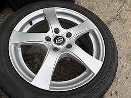 Toyota Siunciam, 7J ET48 light alloy R17 rims