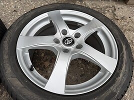 Toyota Siunciam, 7J ET48 light alloy R17 rims