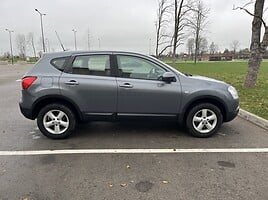 Nissan Qashqai 2008 г Внедорожник / Кроссовер