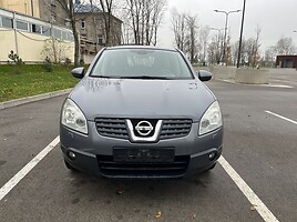 Nissan Qashqai 2008 г Внедорожник / Кроссовер