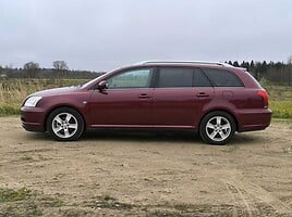 Toyota Avensis II 2003 г