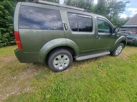 Nissan Pathfinder 2007 y Off-road / Crossover