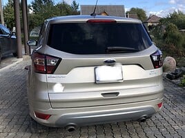 Ford Escape 2017 y Off-road / Crossover