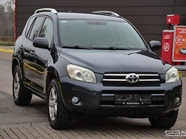 Toyota RAV4 2006 г Внедорожник / Кроссовер