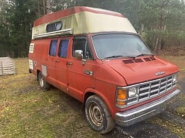 Dodge RAM 1988 y Off-road / Crossover