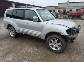 Mitsubishi Montero 2001 y parts