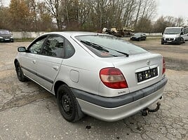 Toyota Avensis I 2001 m