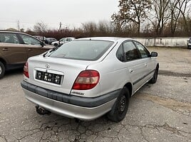 Toyota Avensis I 2001 m