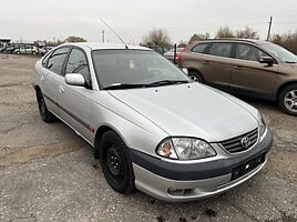 Toyota Avensis I 2001 m