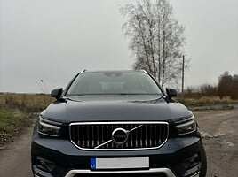 Volvo XC40 2019 y Off-road / Crossover