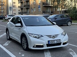 Honda Civic 2012 г Хэтчбек