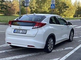 Honda Civic 2012 г Хэтчбек