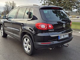 Volkswagen Tiguan 2008 г Внедорожник / Кроссовер