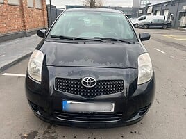 Toyota Yaris II 2006 г