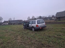 Subaru Forester I 1999 y