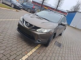 Nissan Qashqai 2014 y Off-road / Crossover