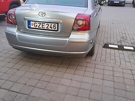 Toyota Avensis 2008 г Седан