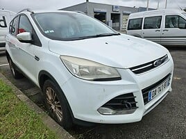 Ford Kuga 2013 y Off-road / Crossover