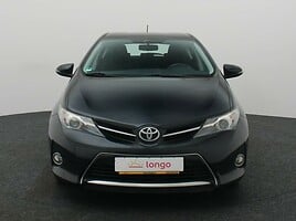 Toyota Auris 2014 y Hatchback