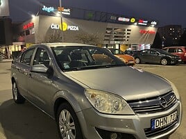 Opel Astra 2008 y Sedan