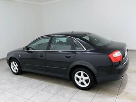 Audi A4 2004 m Sedanas