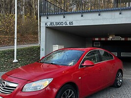 Opel Insignia 2010 y Sedan