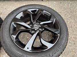 Toyota Siunciam, 6.5J ET40 light alloy R16 rims