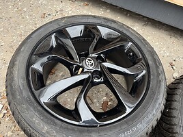 Toyota Siunciam, 6.5J ET40 light alloy R16 rims