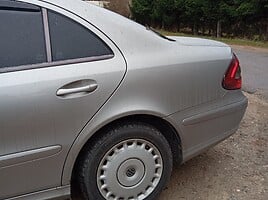 Mercedes-Benz E 200 2007 y Sedan