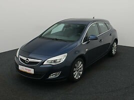 Opel Astra Hečbekas 2012