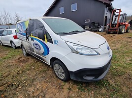 Nissan E-Nv200 2015 y parts