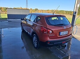 Nissan Qashqai 2008 г Внедорожник / Кроссовер