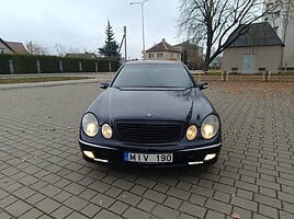 Mercedes-Benz E 220 2003 г Седан