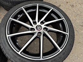 Toyota Siunciam, 8.5J ET54 light alloy R19 rims