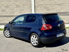 Volkswagen Golf V 2005 m