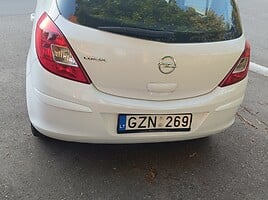 Opel Corsa 2013 г Хэтчбек