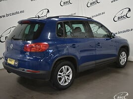 Volkswagen Tiguan FWD M/T 2011 m