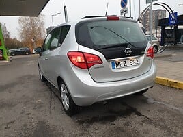 Opel Meriva 2011 y Hatchback