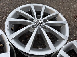 Volkswagen Siunciam, 6.5J ET35 light alloy R16 rims