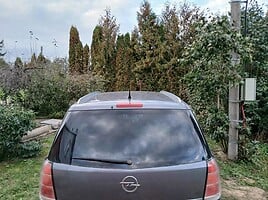 Opel Zafira 2008 г Минивэн