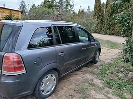 Opel Zafira 2008 г Минивэн