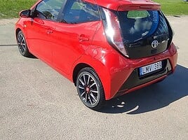 Toyota Aygo 2015 г Хэтчбек