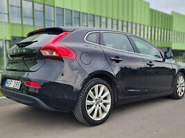 Volvo V40 2013 г Хэтчбек