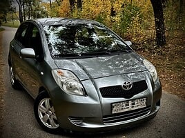 Toyota Yaris II 2008 y