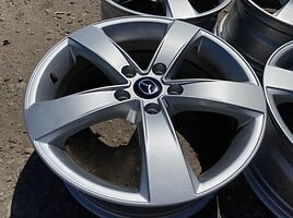 Mazda Siunciam, 7J ET50 light alloy R17 rims