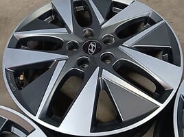 Hyundai light alloy R18 rims