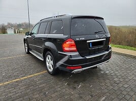 Mercedes-Benz GL 450 2011 y Off-road / Crossover