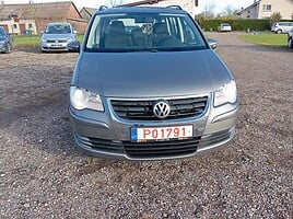 Volkswagen Touran 2010 m Vienatūris