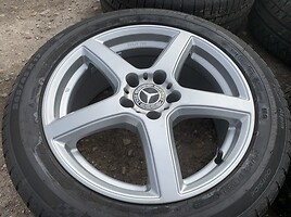 Mercedes-Benz Siunciam, 7.5J ET47 light alloy R17 rims