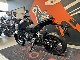 Honda CB 2018 г Классический / Streetbike мотоцикл